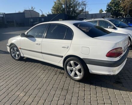 Белый Тойота Авенсис, объемом двигателя 1.8 л и пробегом 228 тыс. км за 4200 $, фото 4 на Automoto.ua