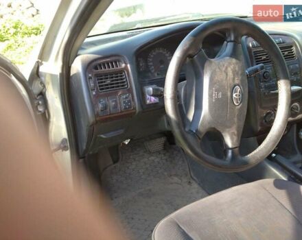 Белый Тойота Авенсис, объемом двигателя 2 л и пробегом 190 тыс. км за 2300 $, фото 1 на Automoto.ua