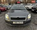Білий Тойота Авенсіс, об'ємом двигуна 1.8 л та пробігом 178 тис. км за 3800 $, фото 1 на Automoto.ua