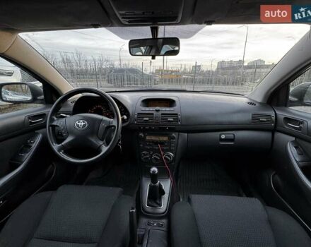 Білий Тойота Авенсіс, об'ємом двигуна 1.8 л та пробігом 178 тис. км за 3800 $, фото 13 на Automoto.ua