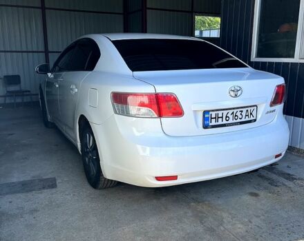Білий Тойота Авенсіс, об'ємом двигуна 2 л та пробігом 220 тис. км за 7600 $, фото 3 на Automoto.ua