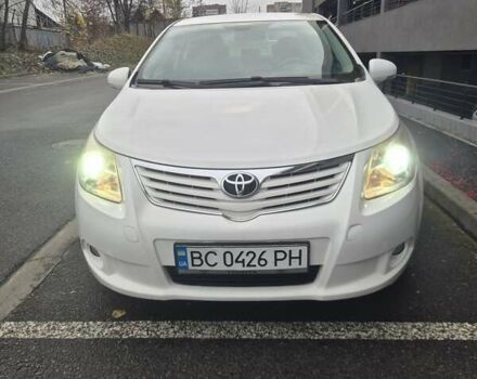 Білий Тойота Авенсіс, об'ємом двигуна 2 л та пробігом 219 тис. км за 7900 $, фото 2 на Automoto.ua