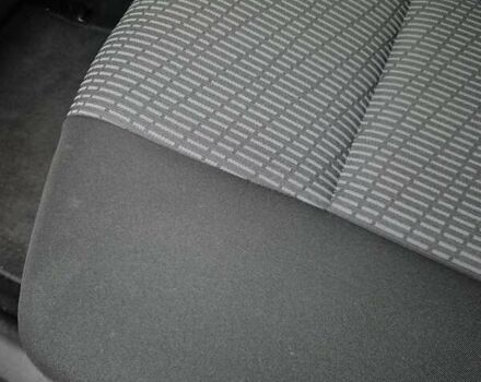 Білий Тойота Авенсіс, об'ємом двигуна 2 л та пробігом 219 тис. км за 7900 $, фото 29 на Automoto.ua