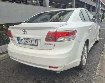 Білий Тойота Авенсіс, об'ємом двигуна 2 л та пробігом 219 тис. км за 7900 $, фото 4 на Automoto.ua