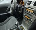 Білий Тойота Авенсіс, об'ємом двигуна 2 л та пробігом 219 тис. км за 7900 $, фото 17 на Automoto.ua