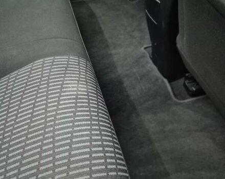 Білий Тойота Авенсіс, об'ємом двигуна 2 л та пробігом 219 тис. км за 7900 $, фото 25 на Automoto.ua