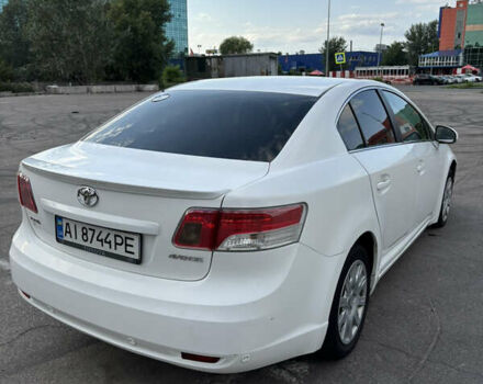 Белый Тойота Авенсис, объемом двигателя 2 л и пробегом 372 тыс. км за 7700 $, фото 7 на Automoto.ua