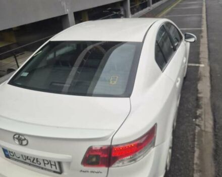 Білий Тойота Авенсіс, об'ємом двигуна 2 л та пробігом 219 тис. км за 7900 $, фото 10 на Automoto.ua