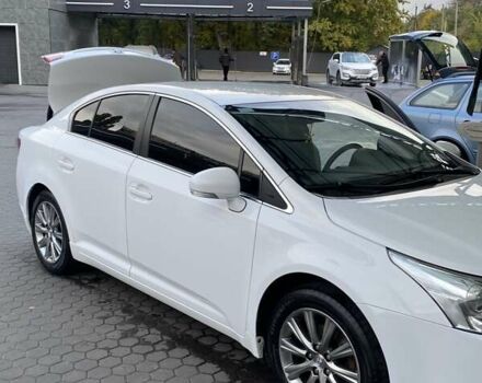 Белый Тойота Авенсис, объемом двигателя 2 л и пробегом 236 тыс. км за 10599 $, фото 14 на Automoto.ua