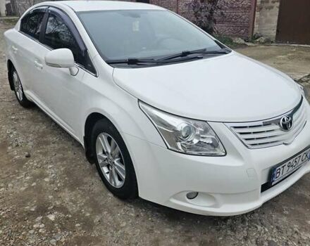 Белый Тойота Авенсис, объемом двигателя 1.8 л и пробегом 205 тыс. км за 9999 $, фото 8 на Automoto.ua