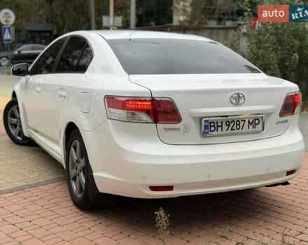 Белый Тойота Авенсис, объемом двигателя 1.8 л и пробегом 164 тыс. км за 8800 $, фото 6 на Automoto.ua