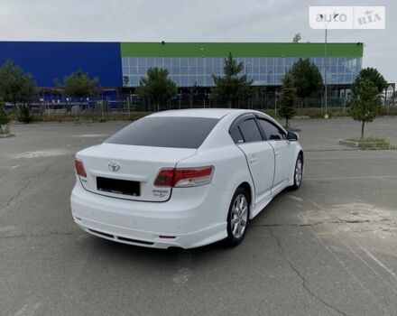 Белый Тойота Авенсис, объемом двигателя 2 л и пробегом 105 тыс. км за 12200 $, фото 10 на Automoto.ua