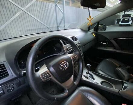 Белый Тойота Авенсис, объемом двигателя 2 л и пробегом 236 тыс. км за 10599 $, фото 18 на Automoto.ua