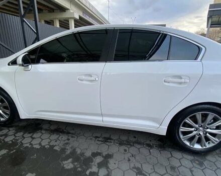 Белый Тойота Авенсис, объемом двигателя 2 л и пробегом 236 тыс. км за 10599 $, фото 8 на Automoto.ua