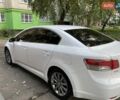 Белый Тойота Авенсис, объемом двигателя 2 л и пробегом 236 тыс. км за 10599 $, фото 3 на Automoto.ua