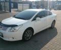Белый Тойота Авенсис, объемом двигателя 2 л и пробегом 230 тыс. км за 9000 $, фото 1 на Automoto.ua