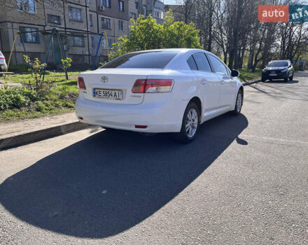 Белый Тойота Авенсис, объемом двигателя 1.8 л и пробегом 224 тыс. км за 9300 $, фото 4 на Automoto.ua