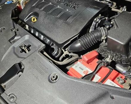 Белый Тойота Авенсис, объемом двигателя 1.8 л и пробегом 205 тыс. км за 9999 $, фото 20 на Automoto.ua