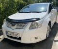 Белый Тойота Авенсис, объемом двигателя 1.8 л и пробегом 238 тыс. км за 10000 $, фото 1 на Automoto.ua