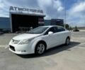 Белый Тойота Авенсис, объемом двигателя 1.8 л и пробегом 234 тыс. км за 7800 $, фото 1 на Automoto.ua