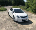 Білий Тойота Авенсіс, об'ємом двигуна 1.99 л та пробігом 97 тис. км за 12700 $, фото 4 на Automoto.ua