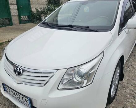 Белый Тойота Авенсис, объемом двигателя 1.8 л и пробегом 205 тыс. км за 9999 $, фото 10 на Automoto.ua
