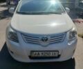 Белый Тойота Авенсис, объемом двигателя 1.99 л и пробегом 268 тыс. км за 8500 $, фото 1 на Automoto.ua