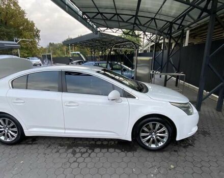 Белый Тойота Авенсис, объемом двигателя 2 л и пробегом 236 тыс. км за 10599 $, фото 13 на Automoto.ua