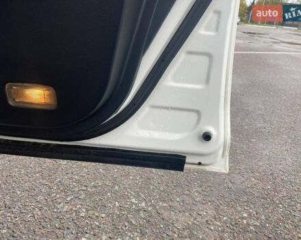 Белый Тойота Авенсис, объемом двигателя 1.8 л и пробегом 180 тыс. км за 11700 $, фото 13 на Automoto.ua