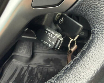 Белый Тойота Авенсис, объемом двигателя 1.8 л и пробегом 40 тыс. км за 12800 $, фото 23 на Automoto.ua