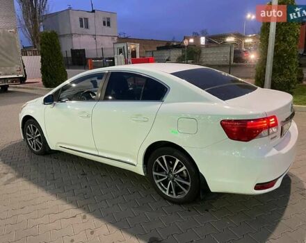 Білий Тойота Авенсіс, об'ємом двигуна 2 л та пробігом 227 тис. км за 10800 $, фото 4 на Automoto.ua