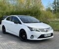 Білий Тойота Авенсіс, об'ємом двигуна 2 л та пробігом 196 тис. км за 8297 $, фото 1 на Automoto.ua