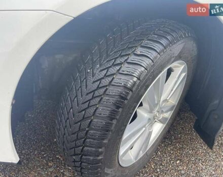 Белый Тойота Авенсис, объемом двигателя 1.8 л и пробегом 180 тыс. км за 11700 $, фото 8 на Automoto.ua