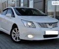 Белый Тойота Авенсис, объемом двигателя 2 л и пробегом 145 тыс. км за 11400 $, фото 2 на Automoto.ua