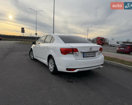 Белый Тойота Авенсис, объемом двигателя 1.8 л и пробегом 40 тыс. км за 12800 $, фото 5 на Automoto.ua