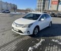 Белый Тойота Авенсис, объемом двигателя 1.8 л и пробегом 211 тыс. км за 11200 $, фото 1 на Automoto.ua