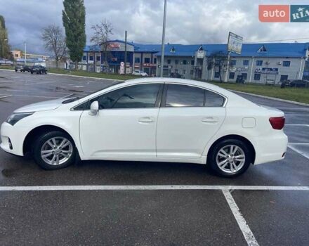 Белый Тойота Авенсис, объемом двигателя 1.8 л и пробегом 180 тыс. км за 11700 $, фото 5 на Automoto.ua
