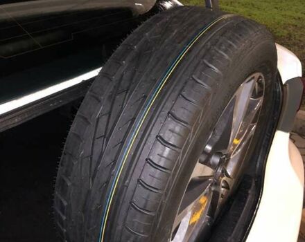 Білий Тойота Авенсіс, об'ємом двигуна 2 л та пробігом 227 тис. км за 10800 $, фото 19 на Automoto.ua