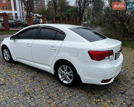 Белый Тойота Авенсис, объемом двигателя 1.8 л и пробегом 135 тыс. км за 12700 $, фото 11 на Automoto.ua
