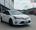 Белый Тойота Авенсис, объемом двигателя 1.99 л и пробегом 197 тыс. км за 8600 $, фото 1 на Automoto.ua