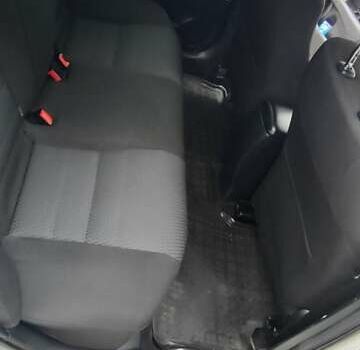 Белый Тойота Авенсис, объемом двигателя 1.8 л и пробегом 257 тыс. км за 9600 $, фото 9 на Automoto.ua