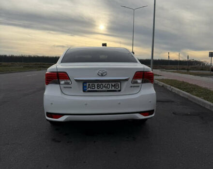 Белый Тойота Авенсис, объемом двигателя 1.8 л и пробегом 40 тыс. км за 12800 $, фото 6 на Automoto.ua