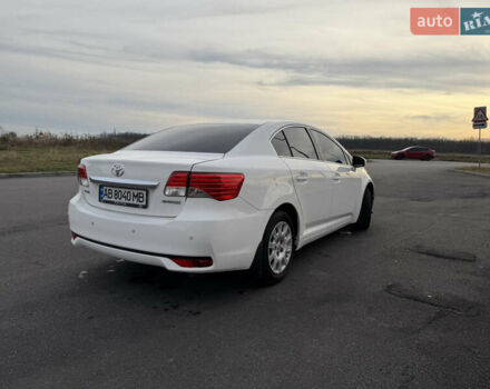 Белый Тойота Авенсис, объемом двигателя 1.8 л и пробегом 40 тыс. км за 12800 $, фото 7 на Automoto.ua