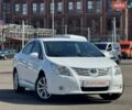 Белый Тойота Авенсис, объемом двигателя 1.8 л и пробегом 265 тыс. км за 8499 $, фото 1 на Automoto.ua
