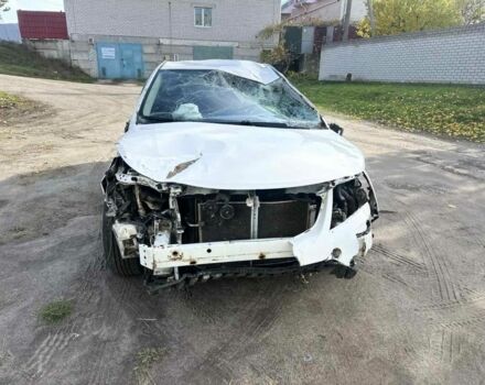 Белый Тойота Авенсис, объемом двигателя 2 л и пробегом 200 тыс. км за 3200 $, фото 4 на Automoto.ua