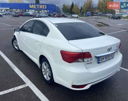 Белый Тойота Авенсис, объемом двигателя 1.8 л и пробегом 180 тыс. км за 11700 $, фото 1 на Automoto.ua