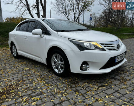 Белый Тойота Авенсис, объемом двигателя 1.8 л и пробегом 135 тыс. км за 12700 $, фото 7 на Automoto.ua