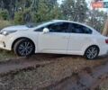 Белый Тойота Авенсис, объемом двигателя 2 л и пробегом 194 тыс. км за 9800 $, фото 5 на Automoto.ua