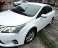 Белый Тойота Авенсис, объемом двигателя 1.8 л и пробегом 257 тыс. км за 9600 $, фото 1 на Automoto.ua