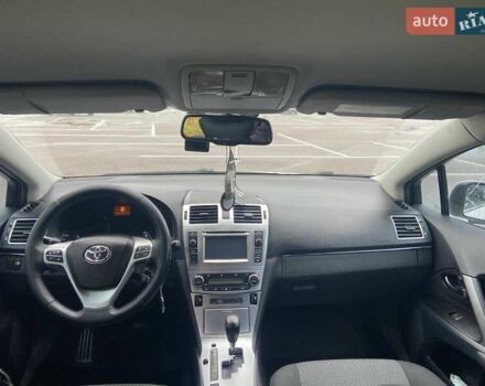 Белый Тойота Авенсис, объемом двигателя 1.8 л и пробегом 180 тыс. км за 11700 $, фото 10 на Automoto.ua